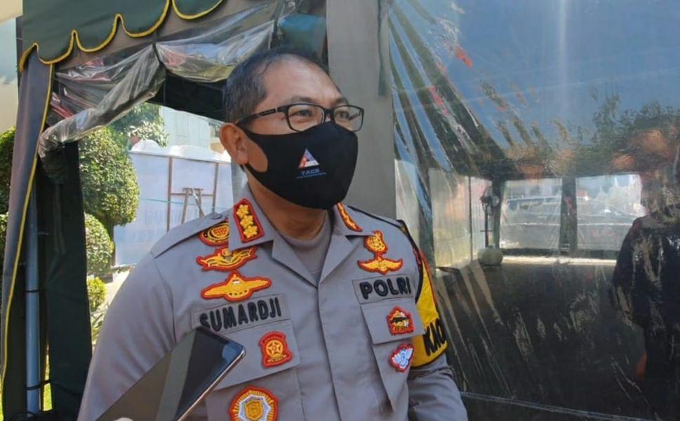 Kapolresta Sidoarjo, Komisaris Besar Polisi Sumardji menduga mobil Via Vallen dibakar orang dengan gangguan jiwa. (Fariz Yarbo/Ngopibareng.id)