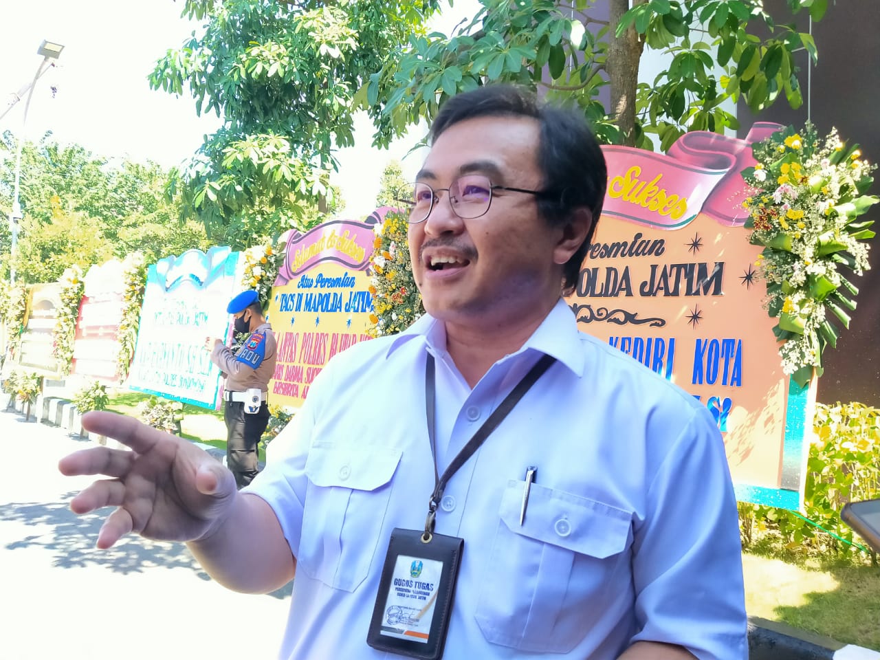 Koordinator Rumpun Kuratif Gugus Tugas Percepatan Penanganan Covid-19 Jatim, Dr Joni Wahyuhadi. (Foto: Fariz Yarbo/Ngopibareng.id)