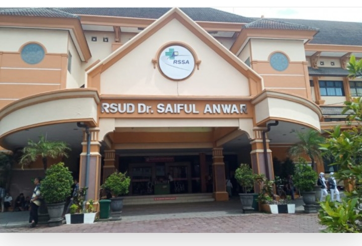 Tampak depan Rumah Sakit Saiful Anwar (RSSA) Kota Malang (Foto: Lalu Theo/ngopibareng.id)