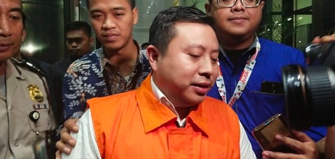 Terpidana Saeful Bahri saat menjalani eksekusi ke Lapas Sukamiskin. (Foto: Ant) 