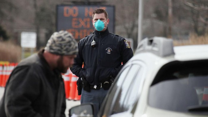 Ketegangan polisi di Michigan, AS. (Foto: rtrs)