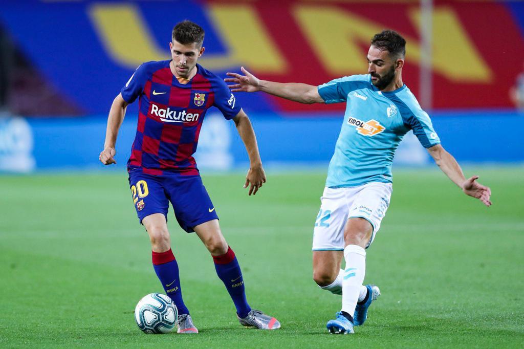 Barca takluk dari Osasuna 1-2 di kandang sendiri. (Foto: AFP)