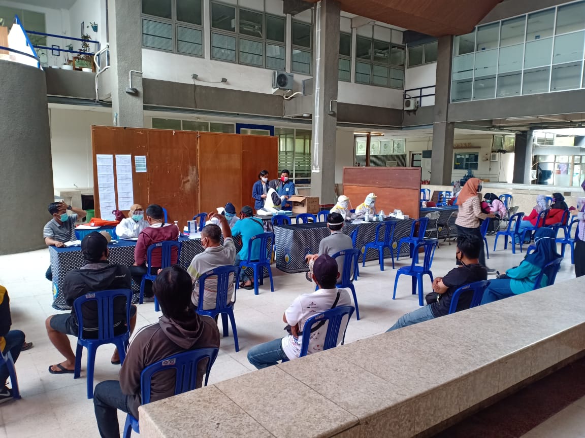 Rapid test gratis yang dilakukan ITS saat UTBK tahap kedua. (Foto: Istimewa)