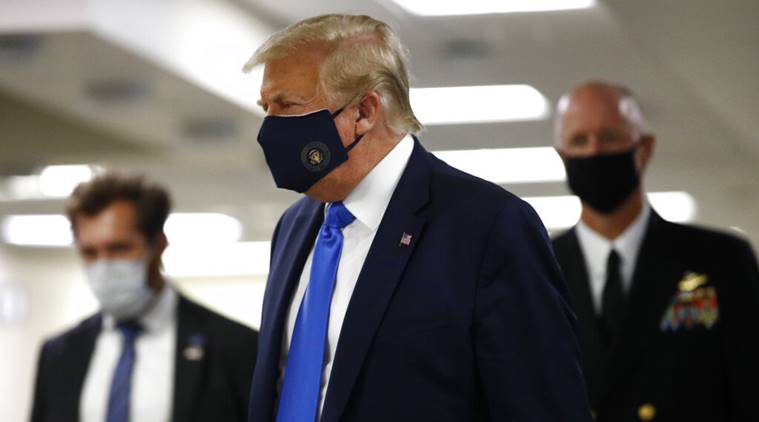 Donald Trump mulai suka bermasker di depan publik. (Foto: The Indian Express)