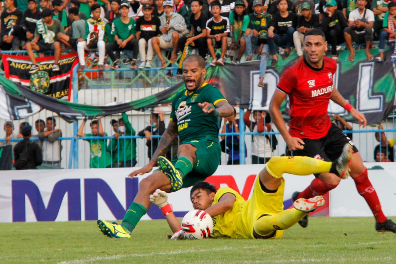 Pemain Persebaya, David Da Silva. (Foto: Fariz Yarbo/Ngopibareng.id)