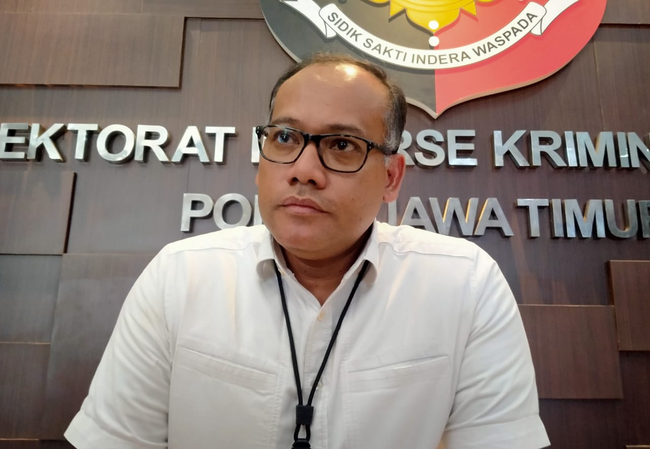 Direktur Ditreskrimsus Polda Jatim, Kombes Pol Gidion Arif Setyawan. (Foto: Fariz Yarbo/Ngopibareng.id)