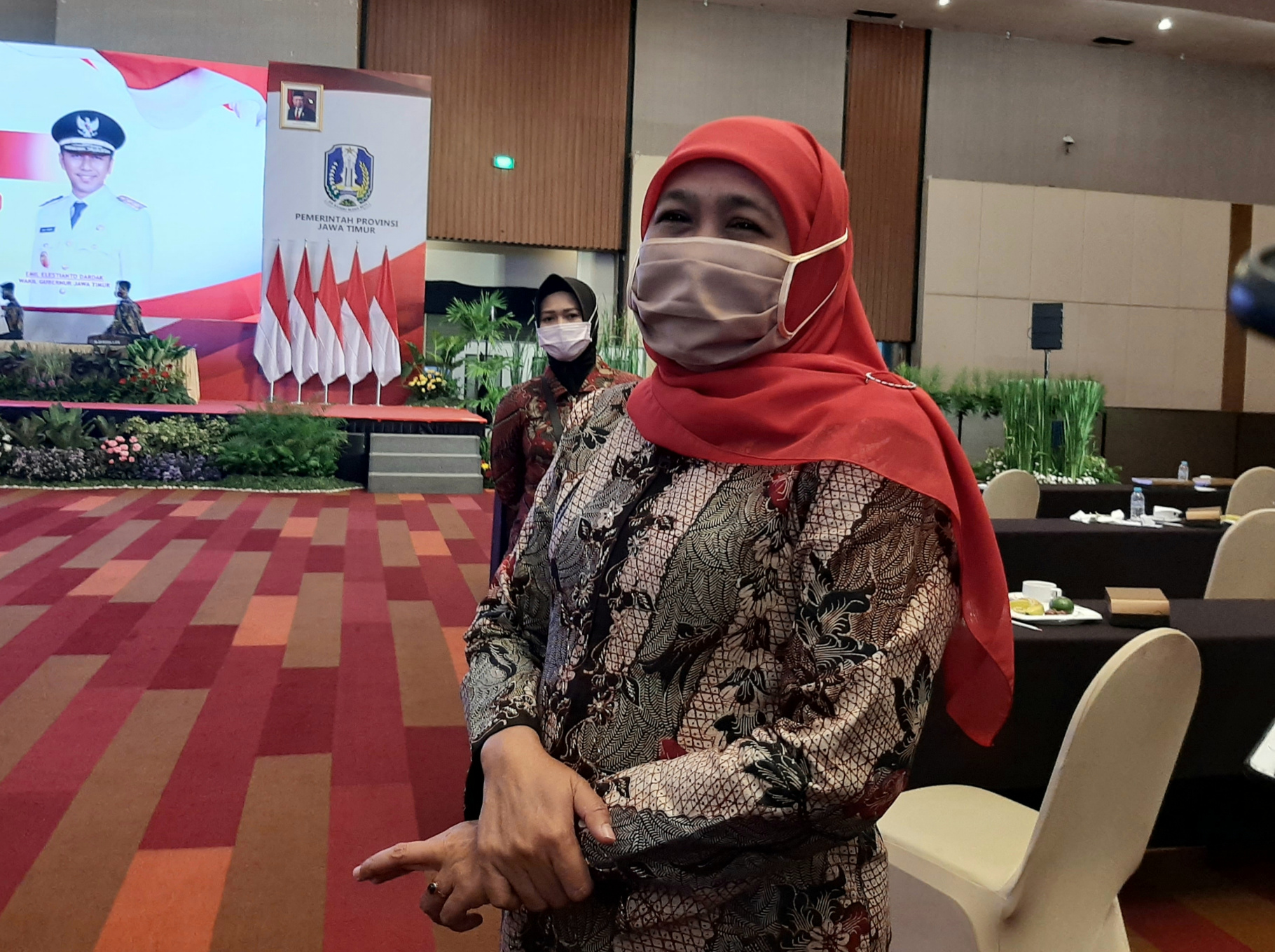 Gubernur Jatim, Khofifah Indar Parawansa dalam Rakor Penyerapan Anggran. (Foto: Pita/Ngopibareng.id)