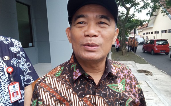 Menko PMK RI, Muhadjir Effendy saat ditemui di Kota Malang beberapa waktu lalu. (Foto: Lalu Theo/Ngopibareng.id)