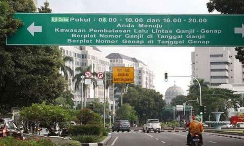 Aturan tilang pelanggar ganjil-genap kendaraan roda empat di DKI Jakarta. (Foto: Istimewa)