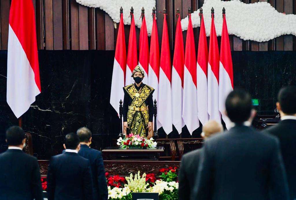 Presiden Joko Widodo dalam sidang tahunan MPR di Gedung MPR RI Senayan, Jakarta, Jumat, 14 Agustus 2020. (Foto: Setpres)