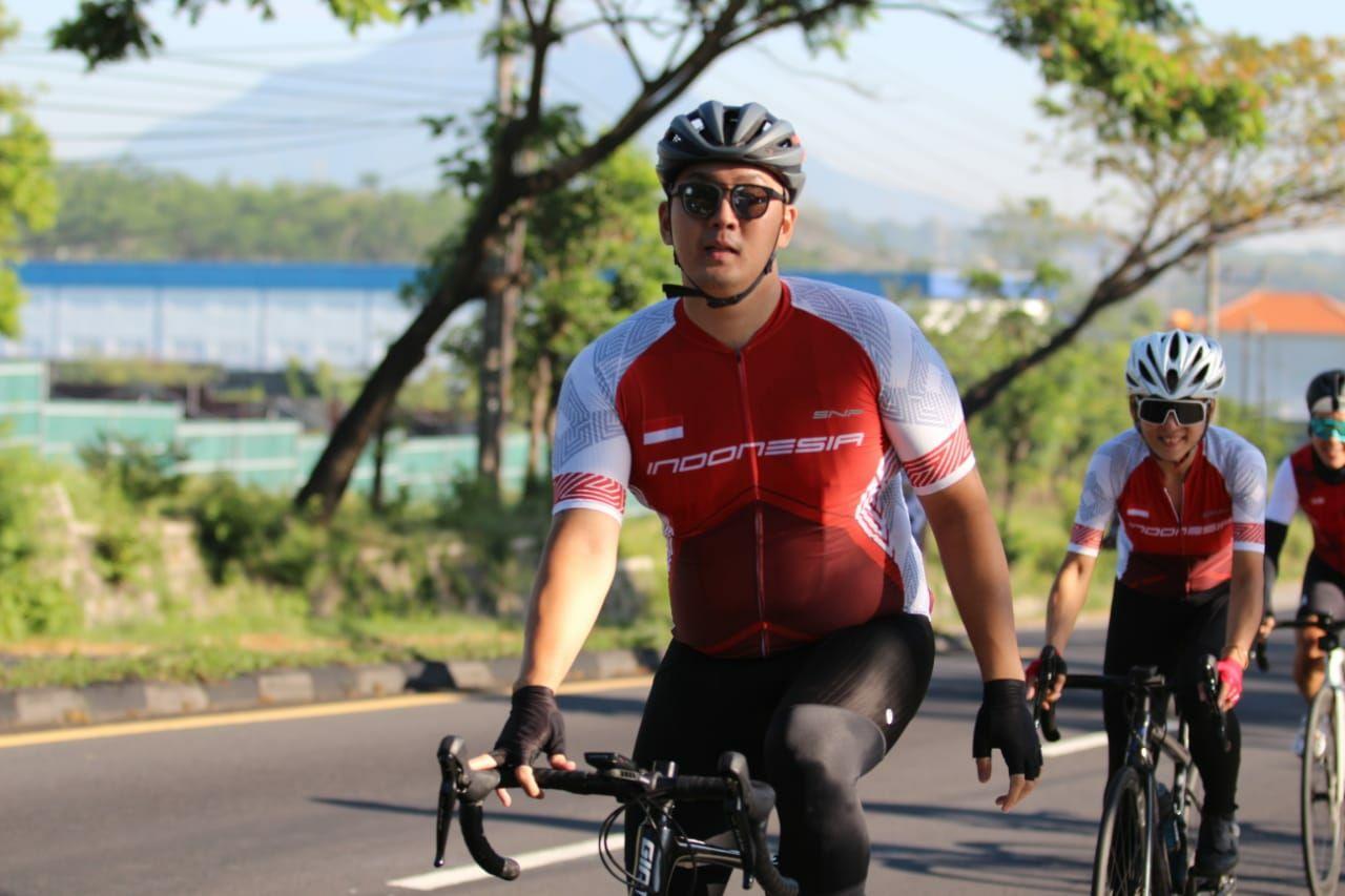 Setyo Hartono kagum dengan pemandangan alamnya.