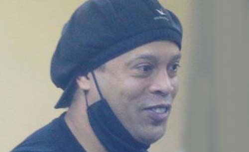 Ronaldinho, usai dibebaskan Mahkamah Agung  Paraguay hari Senin kemarin. (Foto:Reuters)