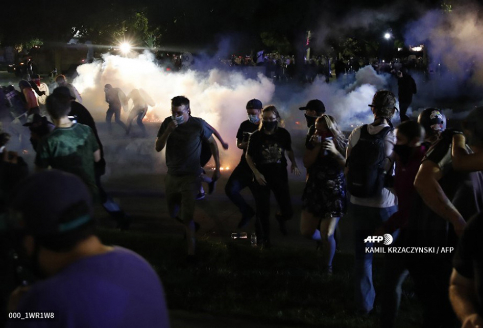 Salah satu aksi memprotes terbunuhnya Jacob Blake di Negara Bagian Wisconsin, Amerika Serikat. (Foto: afp) 