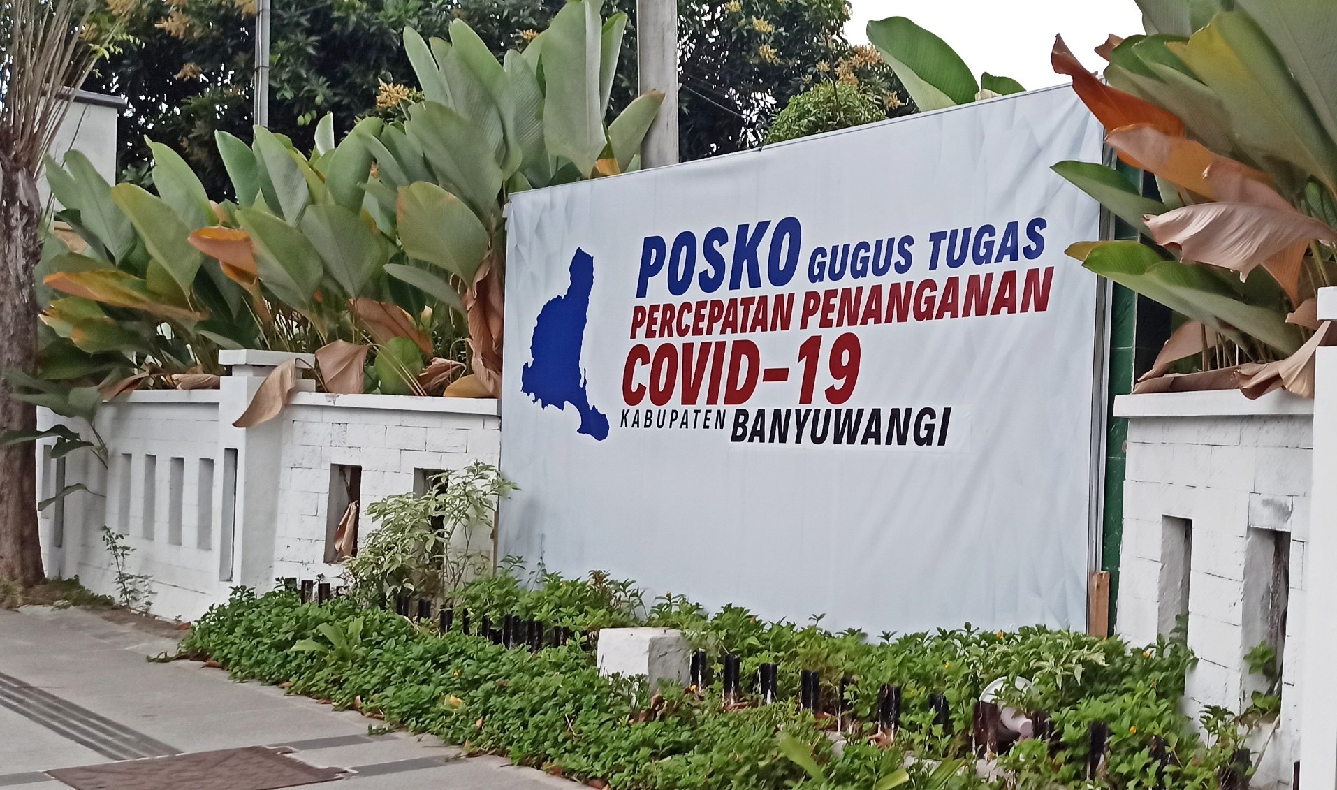 Posko Gugus Tugas Percepatan Penanganan Covid-19 Banyuwangi, Jawa Timur. (Foto: Muh Hujaini/Ngopibareng.id)