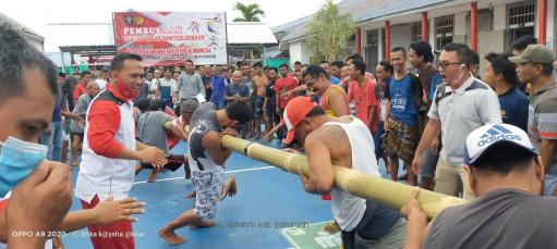 Lomba peringatan HUT ke-75 RI di Lapas Pasuruan. (Foto: Dok Humas)