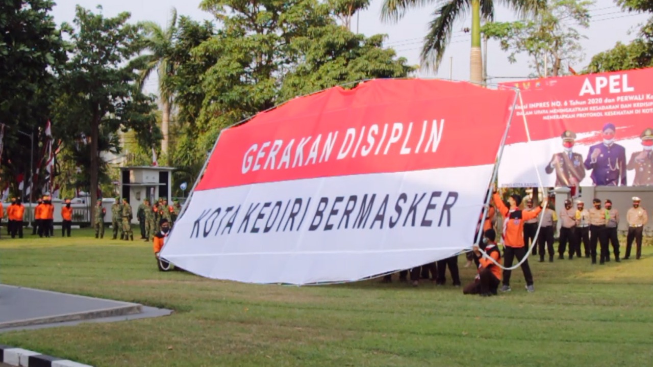 Gerakan disiplin kota kediri bermasker. (Foto: Istimewa) 