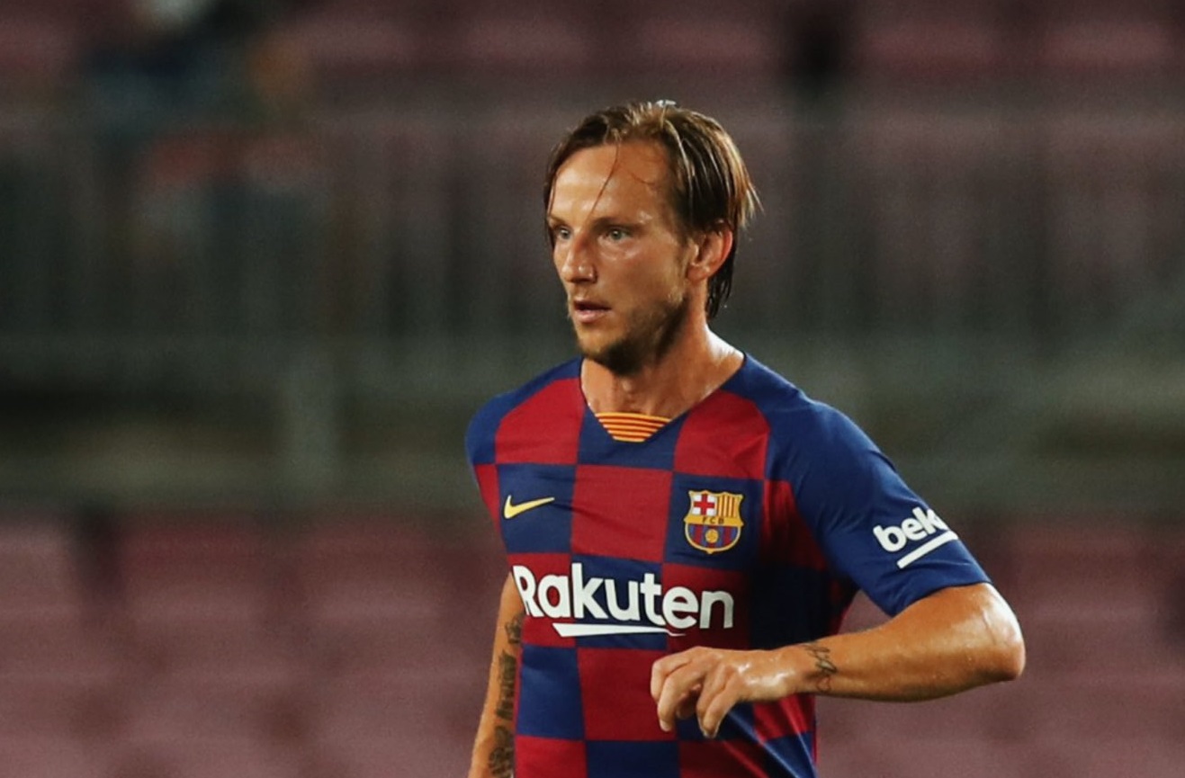 Ivan Rakitic dikabarkan akan kembali ke Sevilla dalam waktu dekat. (Foto: Twitter/FCBarcelona)