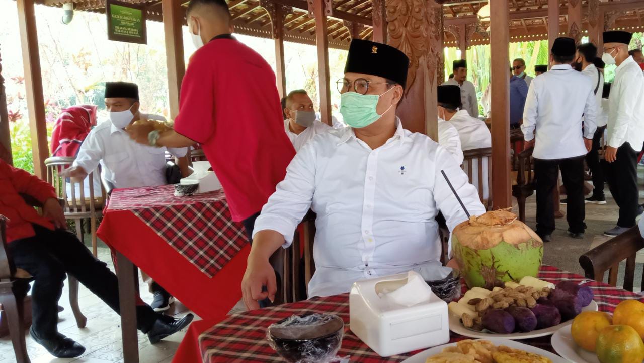 Ketua DPP PDIP bidang Luar Negeri, Ahmad Basarah, saat menghadiri deklarasi Bapaslon SanDi di Tumpang, Kabupaten Malang, Jawa Timur. (Foto: Lalu Theo/Ngopibareng.id)