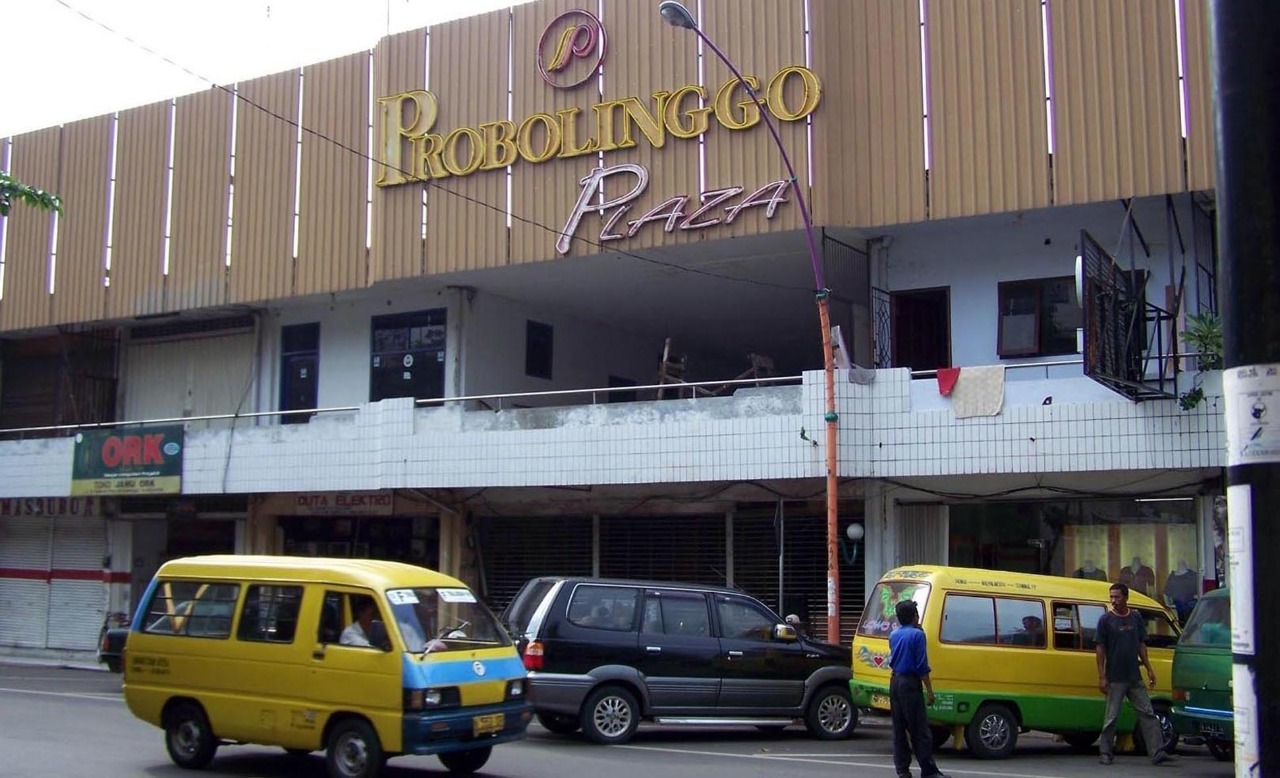 Probolinggo Plaza di Jalan Panglima Sudirman, Kota Probolinggo, Jawa Timur. (Foto: Ikhsan Mahmudi/Ngopibareng.id)