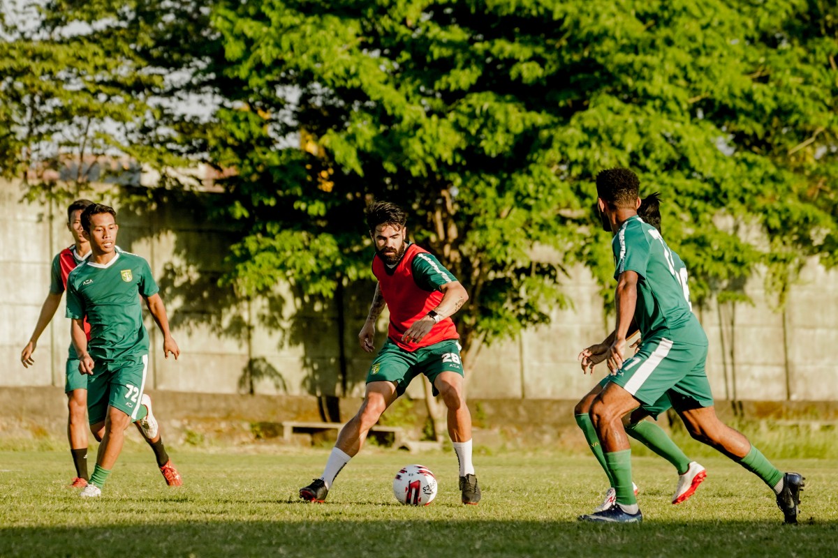 Latihan Persebaya Surabaya. (Foto: Persebaya.id)