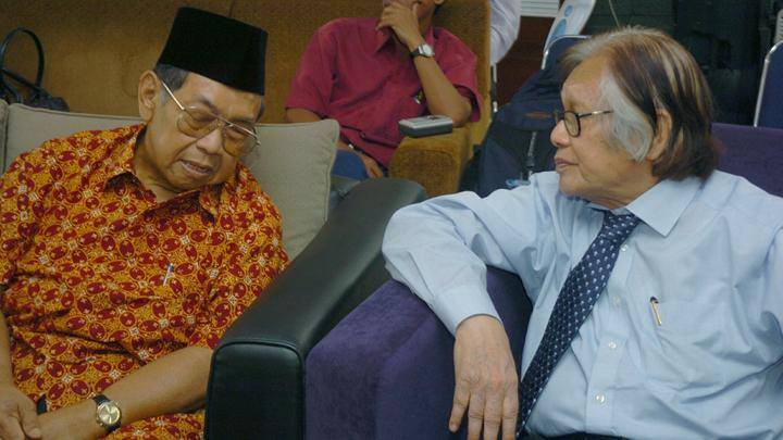 KH Abdurrahman Wahid bersama Jakob Oetama, bersahabat. (Foto: arifin junaidi) 