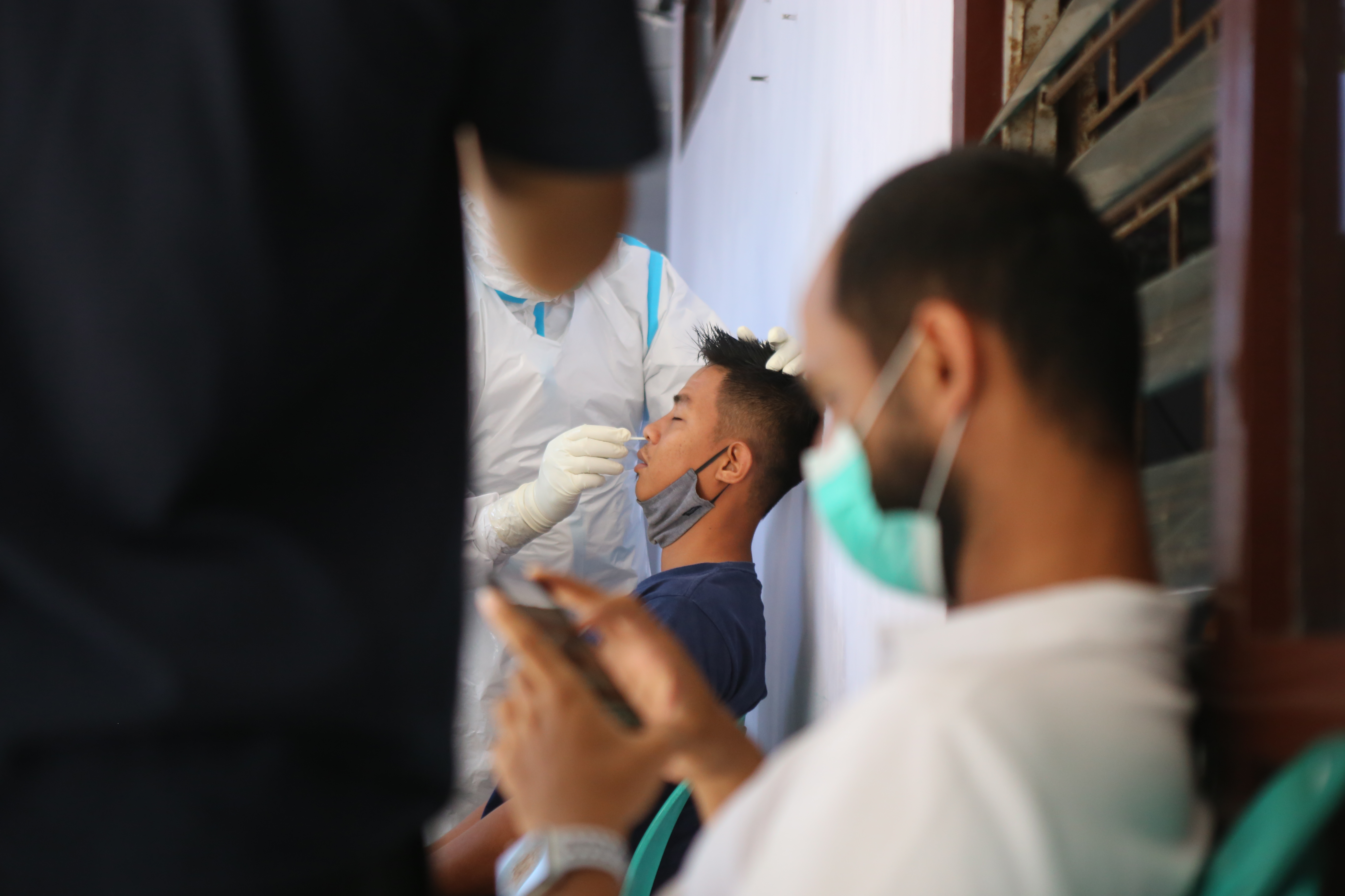 Sekitar 22 pemain Persik Kediri menjalani test swab. (Foto: Istimewa)