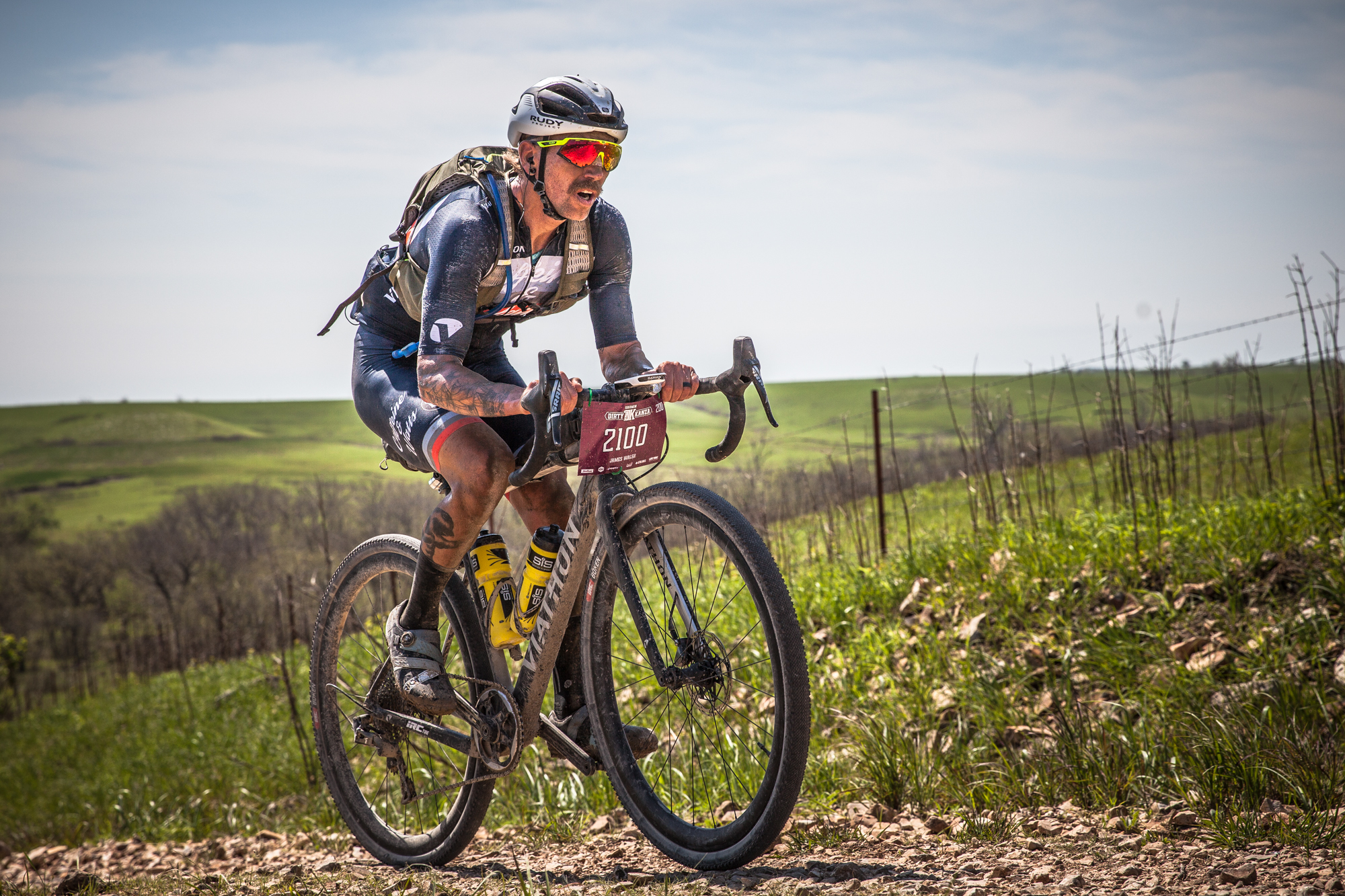 Peserta lomba balap gravel Dirty Kanza di Amerika Serikat. (Foto: Istimewa)