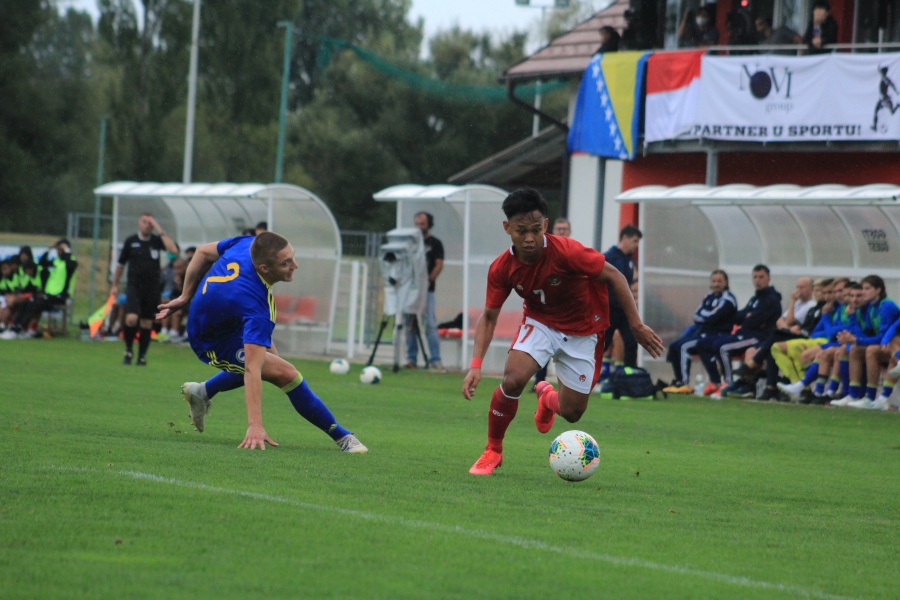 Timnas U-19 harus mengakui keunggulan Bosnia di laga uji coba selama TC di Kroasia. (Foto: pssi.org)