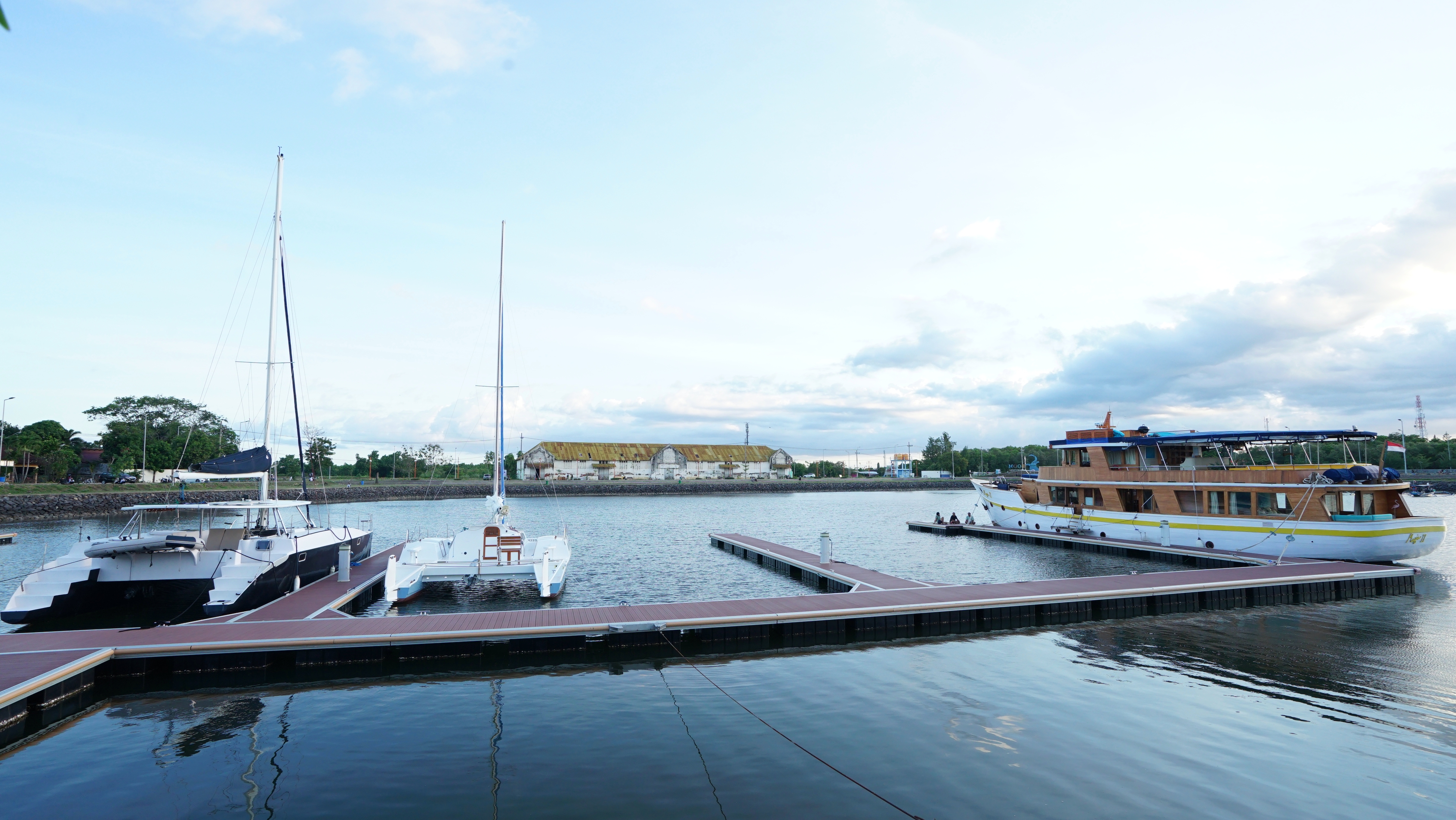 Dermaga kapal Yatch di Kawasan Pantai Boom Banyuwangi (foto:istimewa)