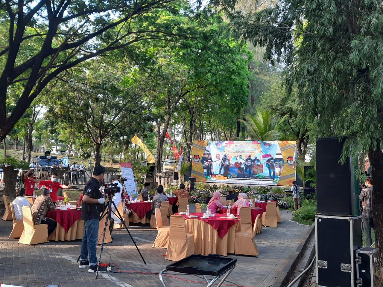 Deklarasi kampanye damai KPU Kota Surabaya, Sabtu 26 September 2020 di Hotel Singgasana. (Foto: Alief Sambogo/ngopibareng.id)