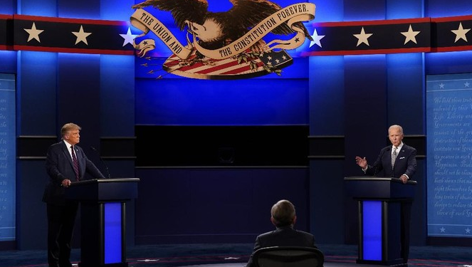 Debat calon Presiden (capres) Amerika Serikat, Donald Trump vs Joe Biden, Case Western Reserve University and Cleveland Clinic, Ohio, Selasa 29 September 2020 waktu setempat, atau Rabu 30 September 2020 waktu Indonesia. (Foto: AP Photo/Patrick Semansky)