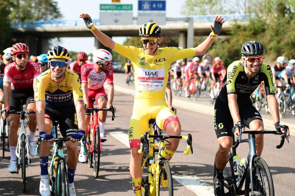 Tadej Pogacar saat menjuarai Tour de France 2020. (Foto: Istimewa)
