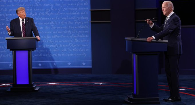 Debat calon Presiden (capres) Amerika Serikat, Donald Trump vs Joe Biden, Case Western Reserve University and Cleveland Clinic, Ohio, Selasa 29 September 2020 waktu setempat, atau Rabu 30 September 2020 waktu Indonesia. (Foto: AP Photo/Patrick Semansky)