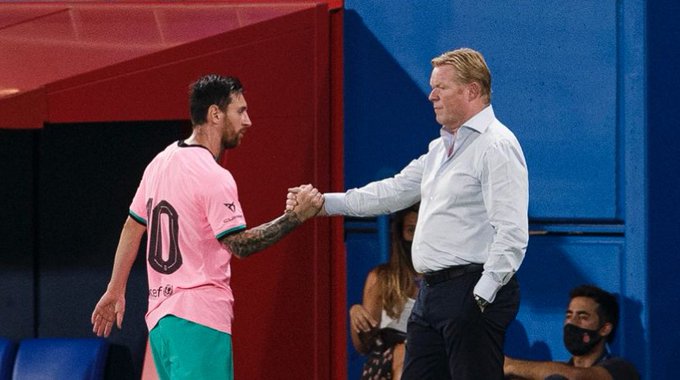 Pelatih Barcelona, Ronald Koeman bicara soal seruan persatuan Messi. (Foto: Twitter/@FCBarcelona)