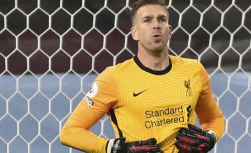 Kiper pelapis Liverpool Adrian membuat blunder dan kebobolan 7 gol, tapi Klopp  tak salahkan dia. (Foto:Reuters)