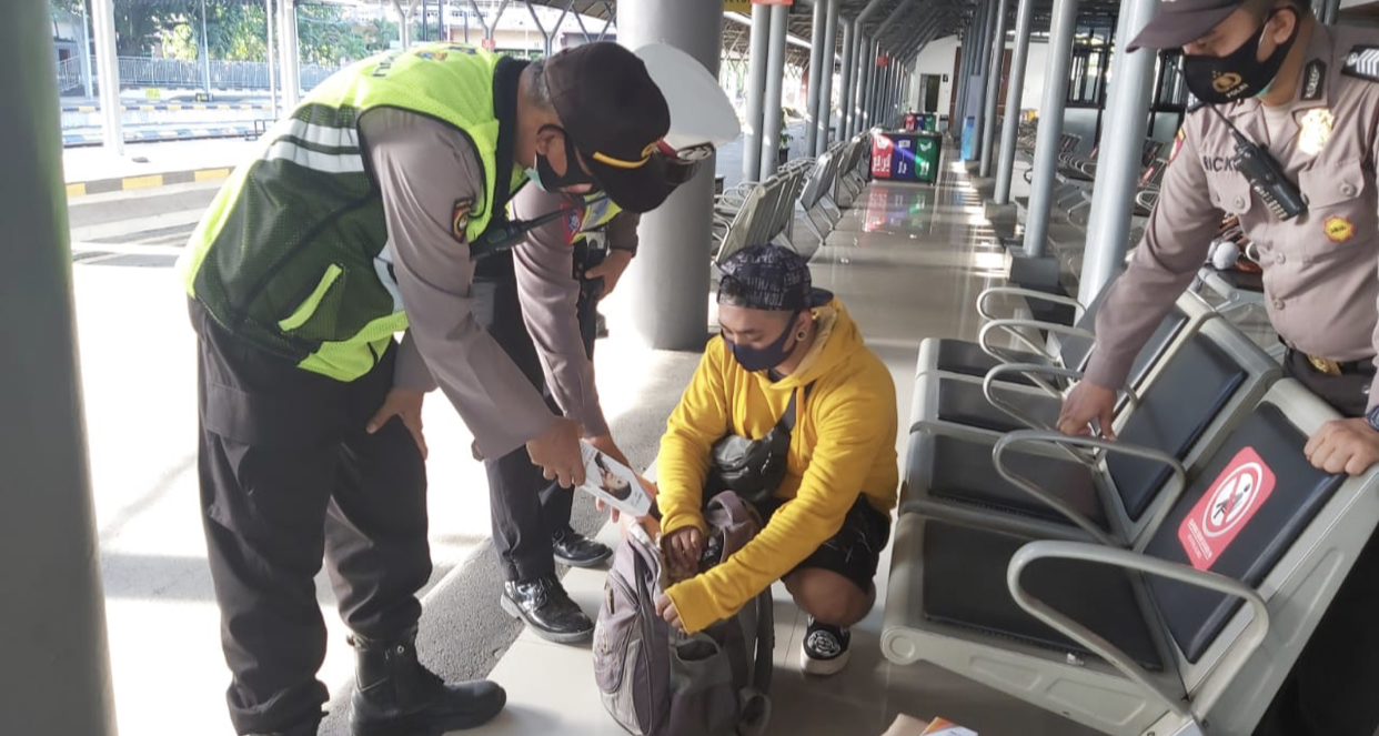 Penyisiran yang dilakukan oleh Polrestabes Surabaya. (Foto: Istimewa)