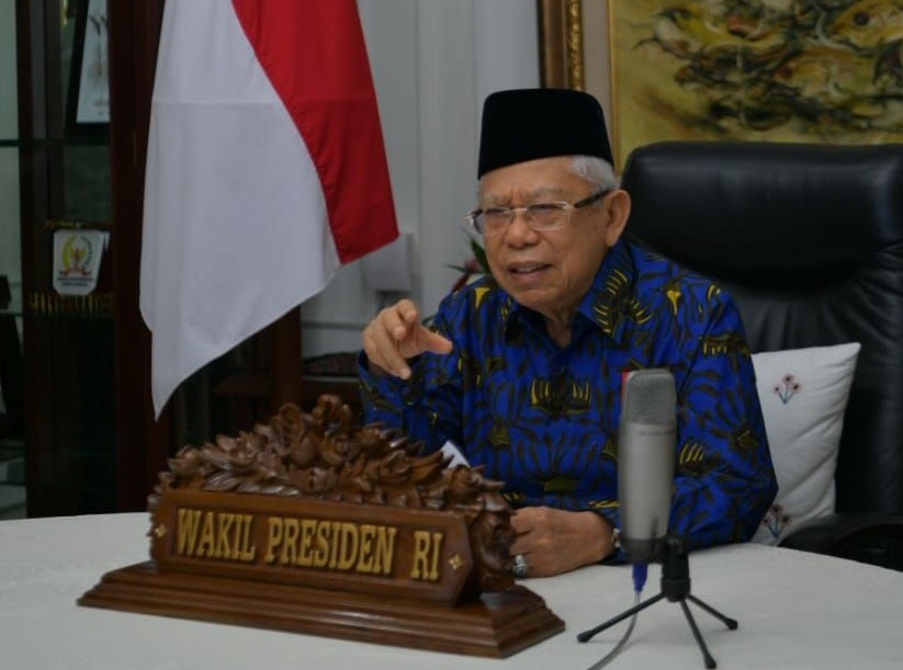 Wakil Presiden Ma'ruf Amin  pada acara 105 Tahun Perhimpunan Perawatan Penderita Penyakit Mata Undaan (P4MU) dan Launching Cornea Donation Centre (CDC) Rumah Sakit Mata Undaan Surabaya melalui konferensi video. (Setwapres)