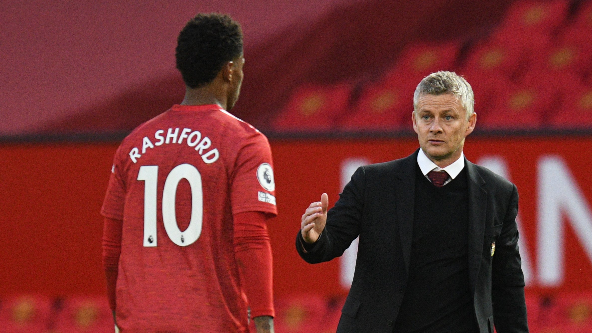 Ole Gunnar Solksjaer dituntut putar otak untuk mencari solusi atas permasalahan timnya saat dijamu Newcastle, Minggu 18 Oktober 2020. (Foto: Twitter/@ManUtd)