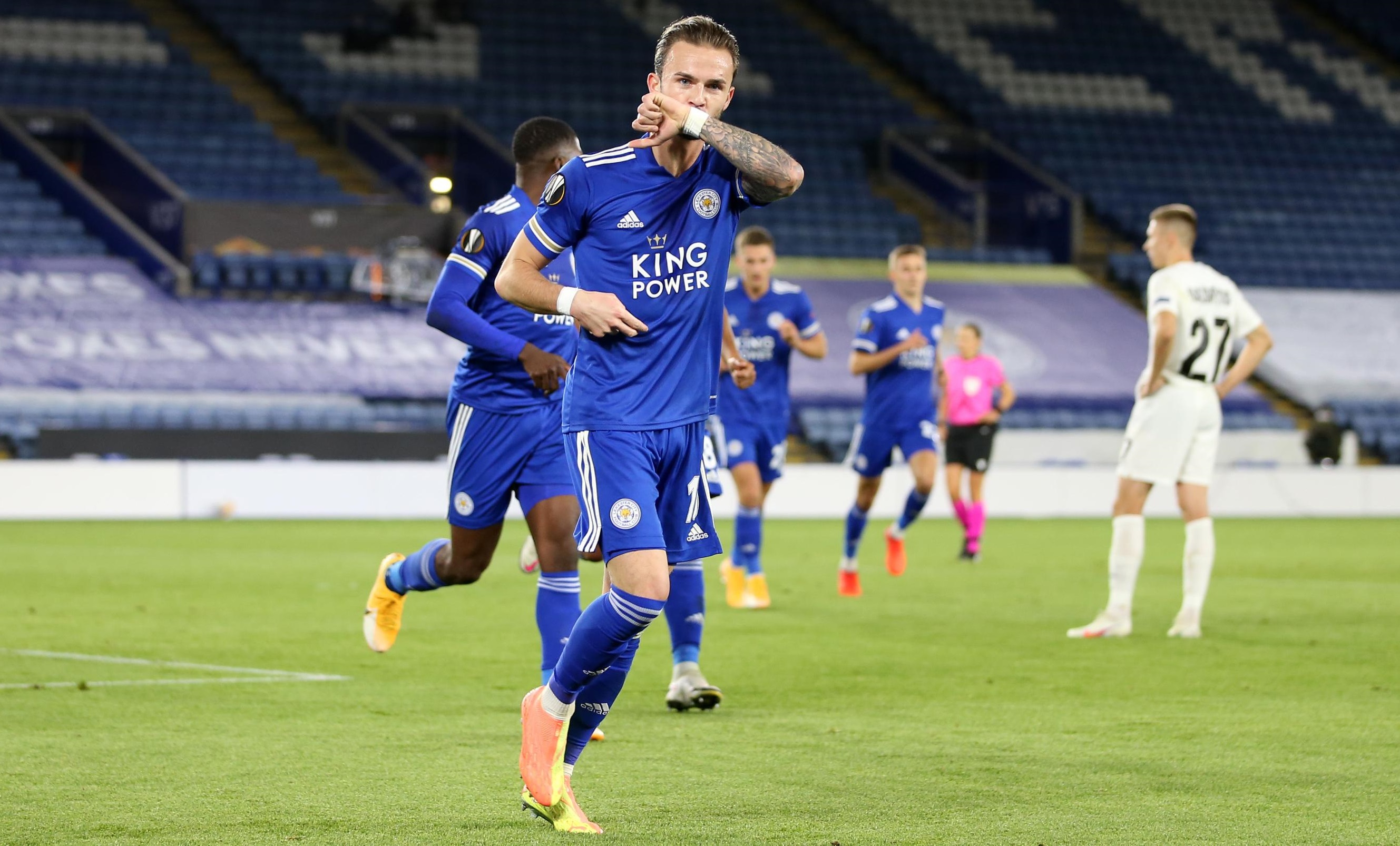 Pemain Leicester City, James Maddison mencetak gol pembuka di laga perdana Grup G Liga Europa 2020 kontra Zorya. (Foto: Twitter/@LCFC)