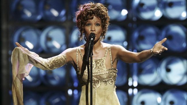 Mendiang Whitney Houston. (Foto: Istimewa)