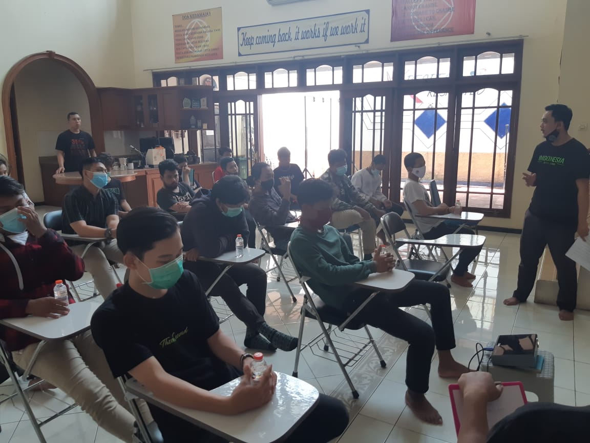 Salah satu pemberian materi adiksi bagi klien rehab dengan menerapkan 3M. (Foto: Istimewa)