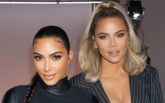 Kim Kardashian bersama sang adik, Khloe Kardashian. (Foto: Instagram)