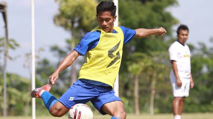 Pemain Arema FC saat menjalani latihan (Instagram: @aremaofficial)