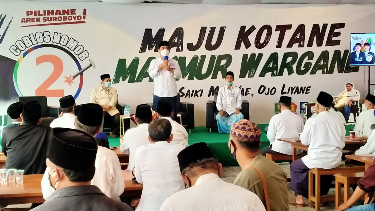 Cawawali Surabaya, Mujiaman Sukirno ketika menyampaikan ssambutan di hadapan Forum Takmir Musala se-Surabaya di Posko Pemenangan MAJU, Jalan Basuki Rahmat, Surabaya, Senin 2 November 2020. (Foto: Fariz Yarbo/Ngopibareng.id)