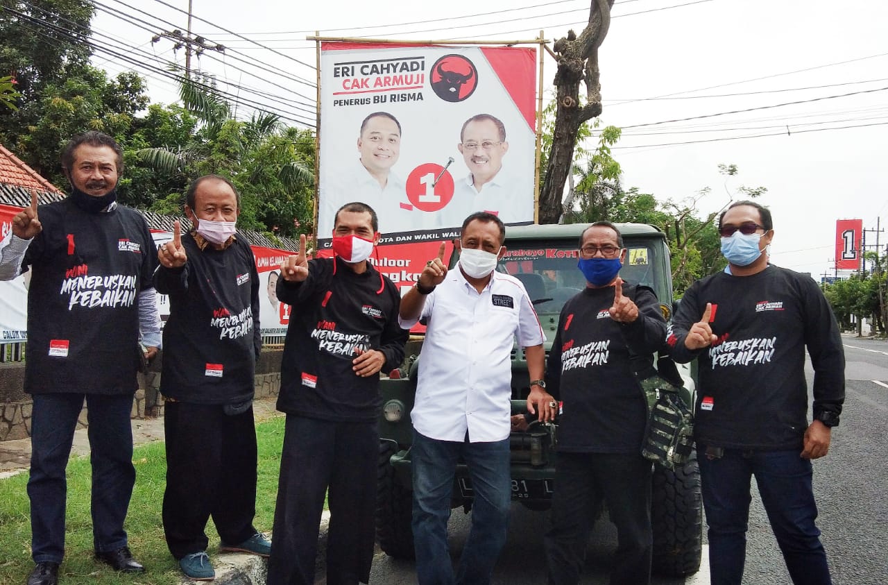 Komunitas Jeep ketika memberikan dukungan ke Er-Ji. (Foto: PDI Perjuangan)