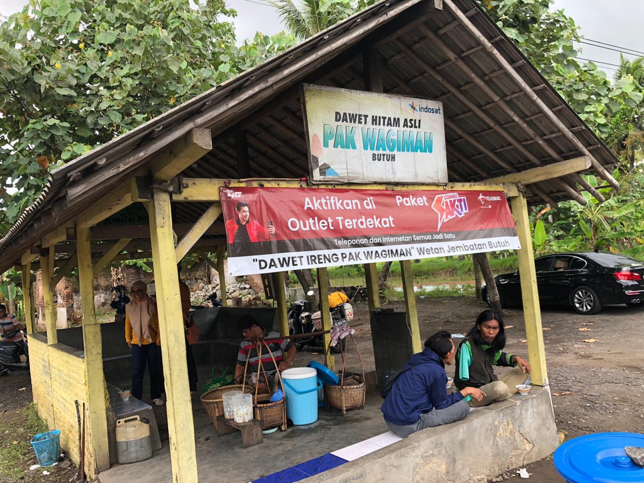 Tempat dawet ireng Pak Wagiman. (Foto: Arif Afandi/Ngopibareng.id) 