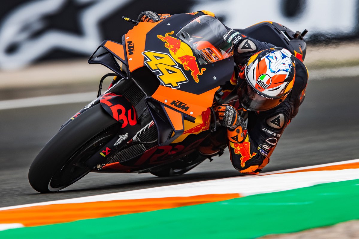 Pembalap tim KTM Factory Racing Pol Espargaro merebut pole position Grand Prix Eropa, Sabtu, 7 November 2020. (Foto: AP)