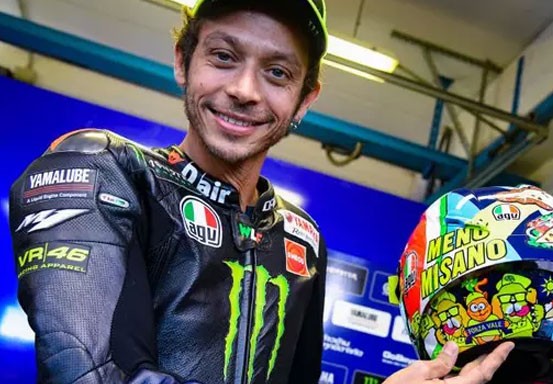 Pembalap Monster Energy Yamaha, Valentino Rossi diganggu tes Covid-19. (Foto: Twitter @valeyellow46)