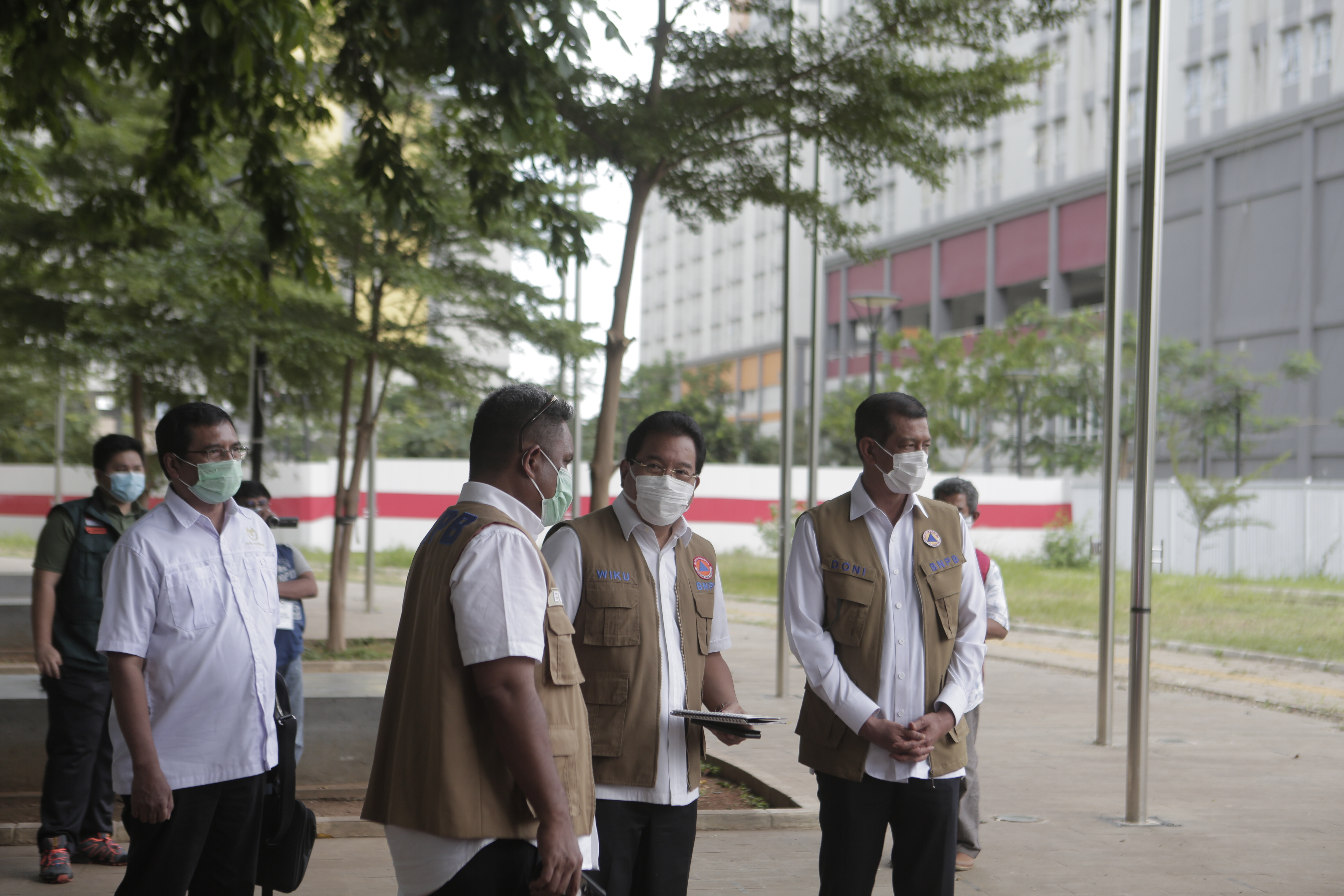 Ketua Satgas Penanganan Covid-19 Doni Monardo (kanan). (Foto: Dok. Satgas Covid-19)