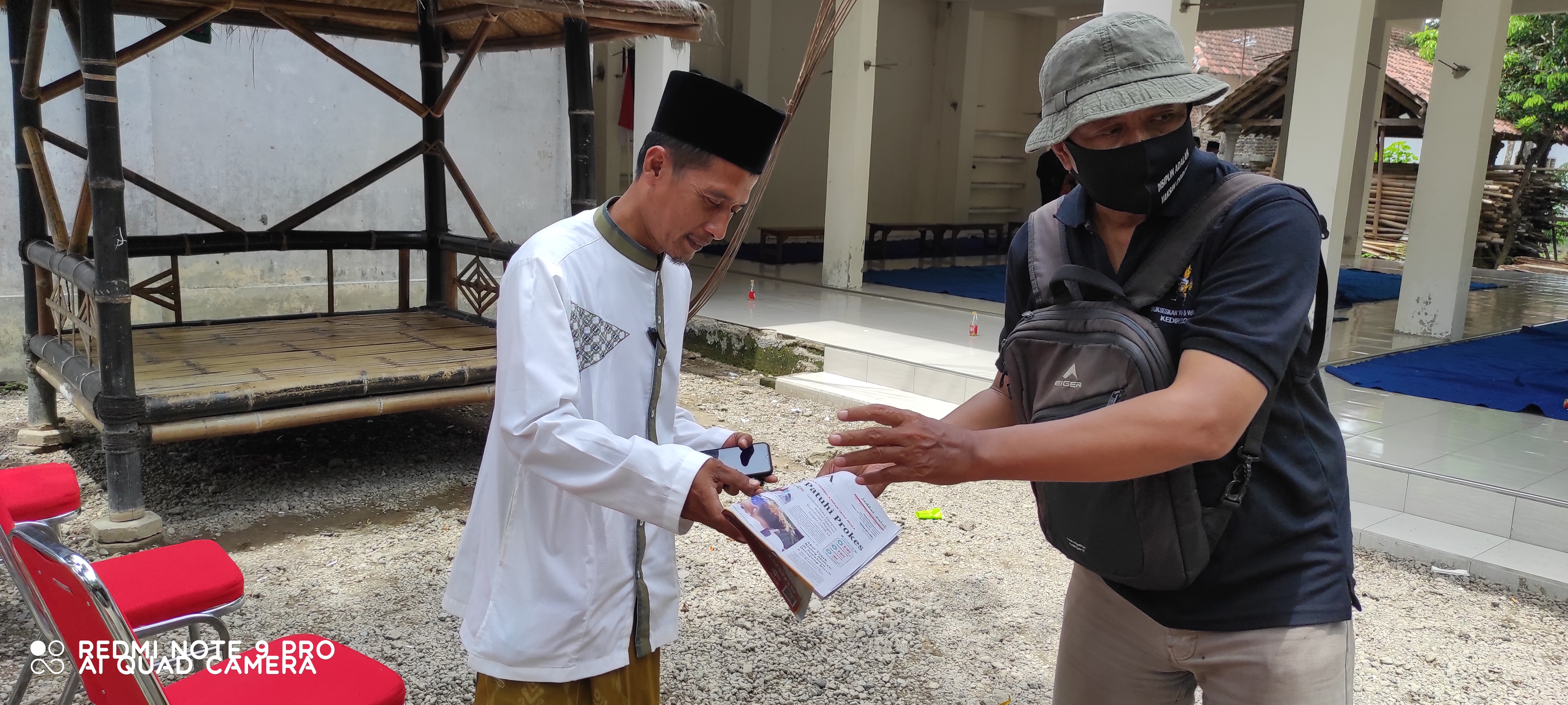 Kiai Mahfud Pengasuh Pon Pesantren Hidayatul Muta'allimin. (Foto: Fendhy Plesmana/Ngopibareng. Id) 